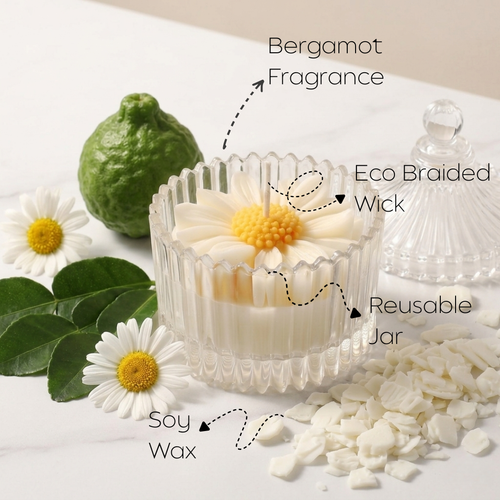 Daisy Bloom Crystal Candle